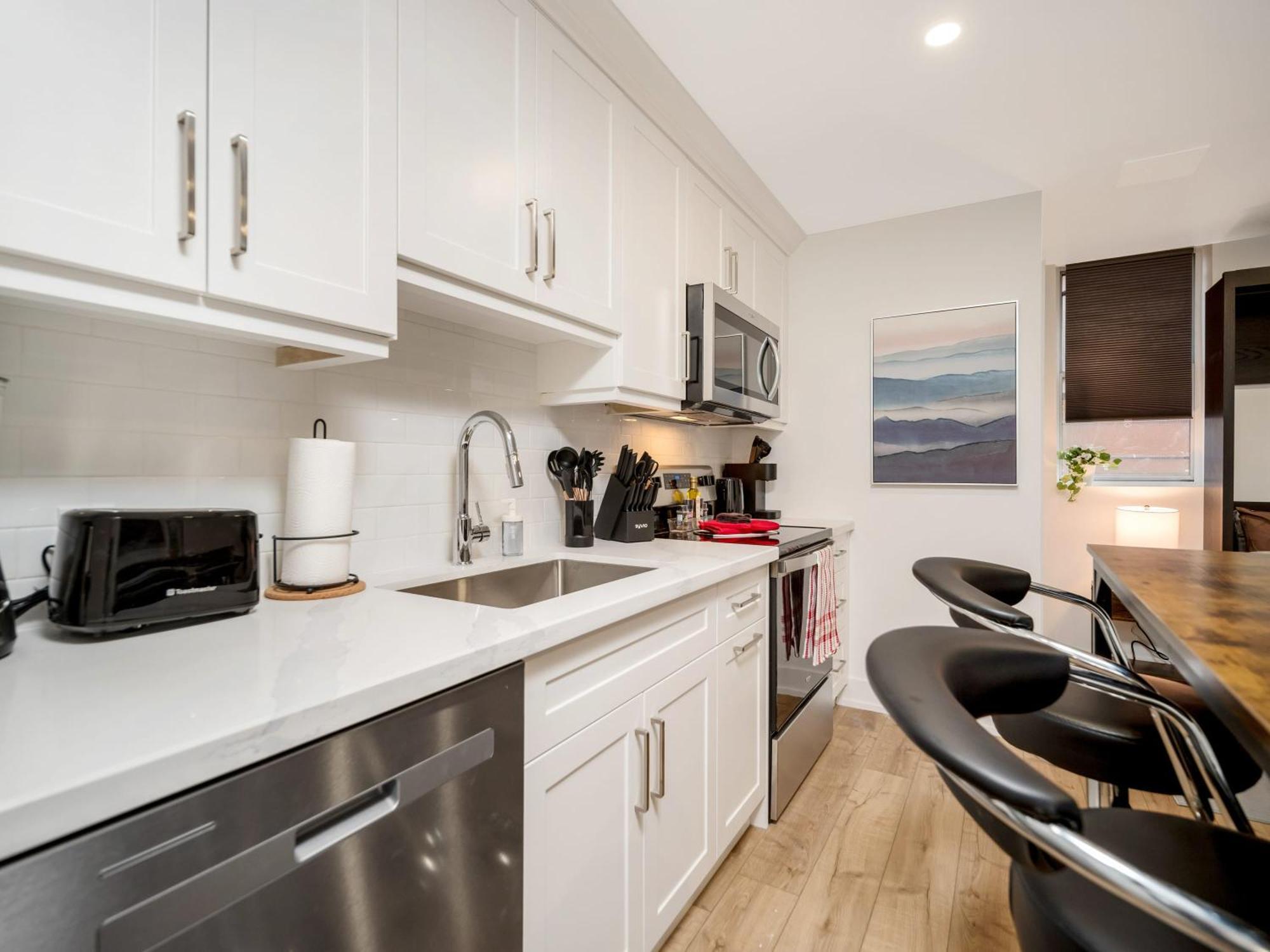 Cozy Studio Apt - Corktown Hamilton - Near Dt Apartment ภายนอก รูปภาพ